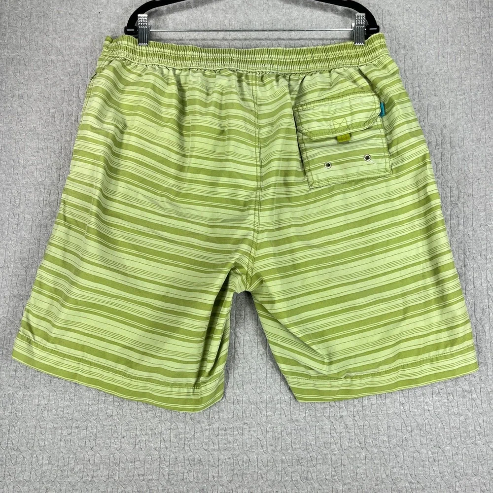Vintage Tommy Bahama Pin Up girl pirate Board Shorts Men XL (35) swim‎ trunks